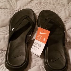 Women's Nike Celso Thong